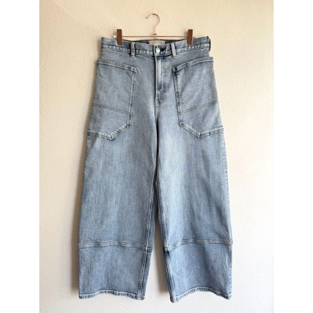 Everlane Way High Gardener Barrel Jeans in Light Vintage Wash Blue size 29R